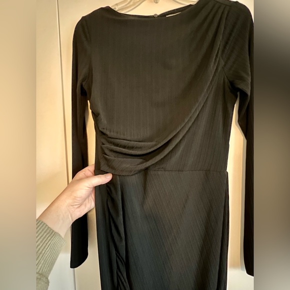 Black H&M bodycon style dress (small) - Picture 2 of 5